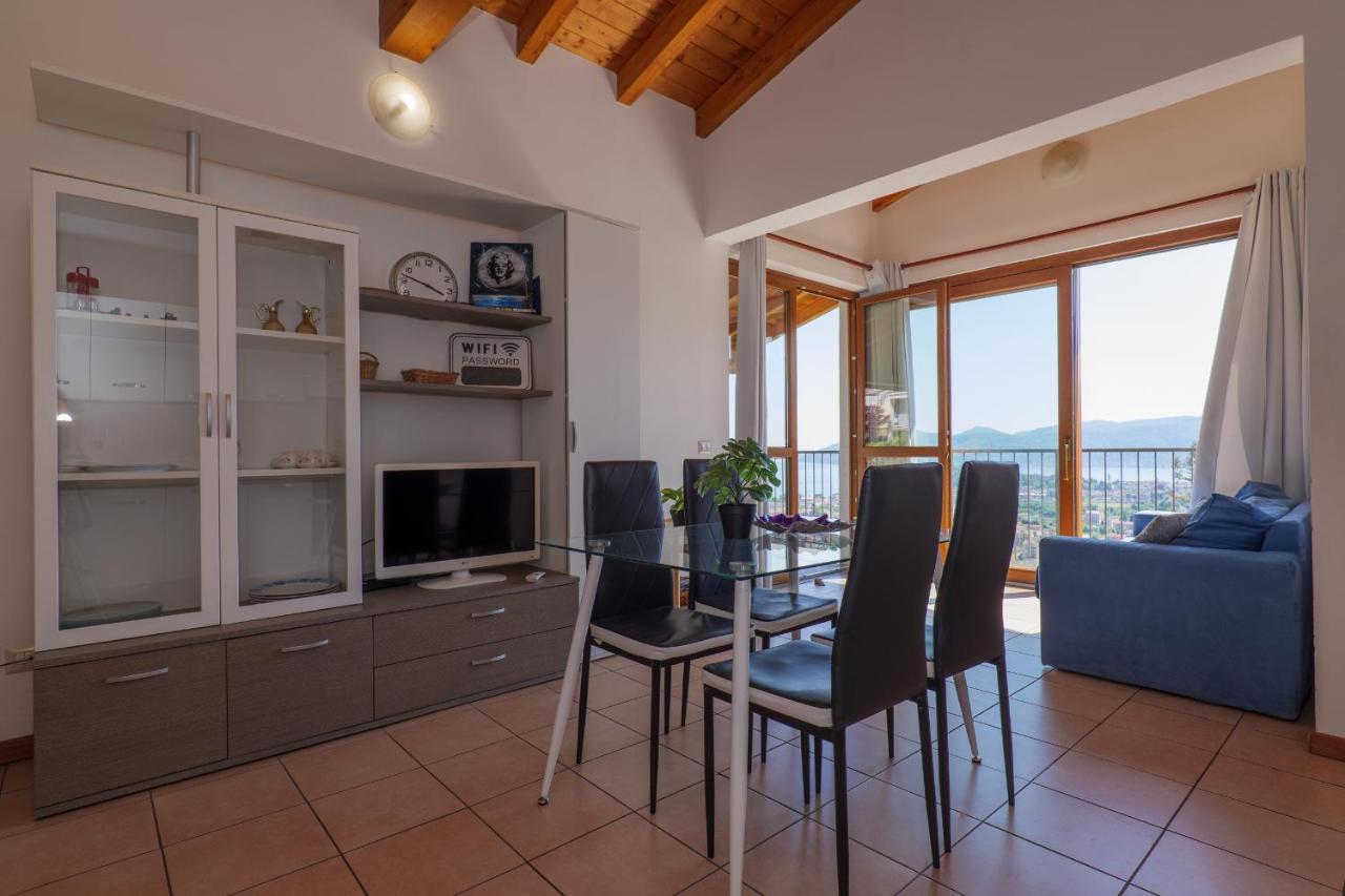 Panoramic'S Loft Lejlighed Verbania Eksteriør billede