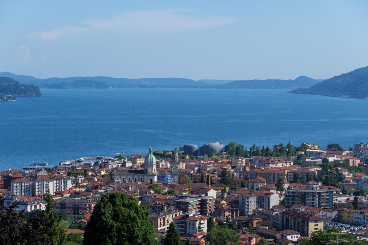 Panoramic'S Loft Lejlighed Verbania Eksteriør billede
